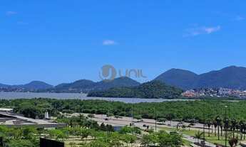 Imagem 3: Apartamento para Venda em Florianópolis, Trindade, 2 dormitórios, 1 suíte, 2 banheiros, 1