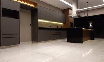 Imagem 7: Casa de condomínio para venda possui 215 metros quadrados com 3 quartos