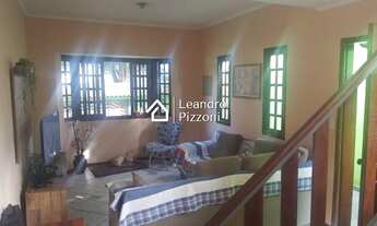 Imagem: Casa à venda 3 Quartos, 1 Suite, 2 Vagas