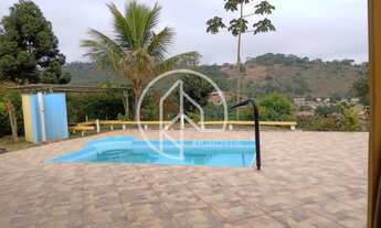 Imagem 5: Fazenda/Sítio/Chácara para venda tem 300 metros quadrados com 5 quartos