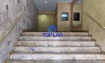 Imagem 2: Apartamento Frente, 2 quartos, prédio com elevador na Praça do Carmo