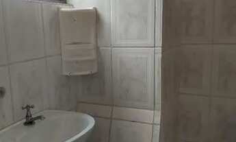 Imagem 4: Alugo casa no centro de Guararema