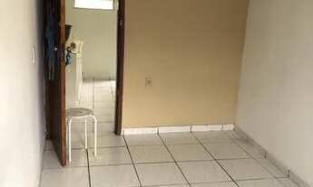 Imagem 4: Casa 3 cômodos rua sem saída