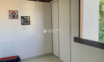 Imagem 3: Apartamento para venda com 75 metros quadrados com 2 quartos em Passo da Areia - Porto Ale