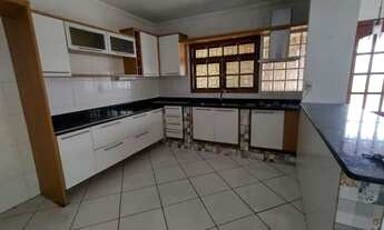 Imagem 4: Casa com 3 dormitórios para alugar, 280 m² por R$ 3.340,00/mês - Diva Lessa de Jesus - Gra