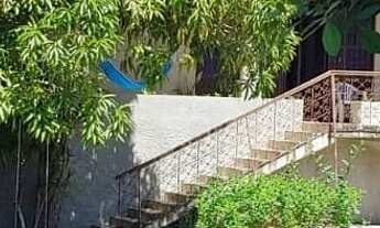 Imagem 7: Excelente casa em terreno de 1.800m2, com 3 salas, 6 quartos, um com suíte master -Centro