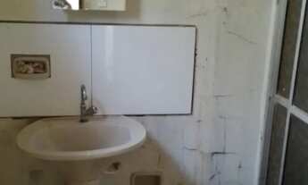 Imagem 3: Quarto no Banheiro Privado SemiMobiliado