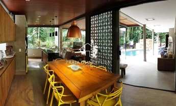 Imagem: Sobrado com piscina aquecida - cód. 306