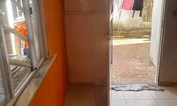 Imagem 5: Aluga-se kitnet Casa com 1 banheiro