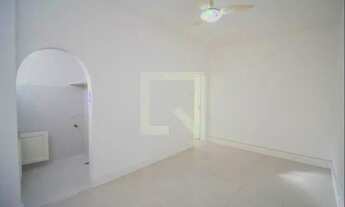 Imagem 3: Apartamento para Aluguel - Catete, 1 Quarto, 50 m2