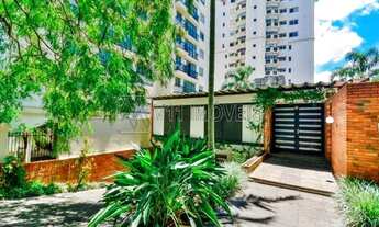 Imagem: PORTO ALEGRE - Casa Comercial - Três Figueiras