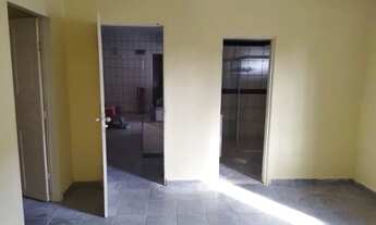 Imagem 5: Vendo casa ampla em Nanuque-mg