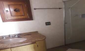 Imagem 7: Sobrado na Mooca com 6 de frente e 30 de fundos, 3 dorms sendo 2 suítes e 5 vagas