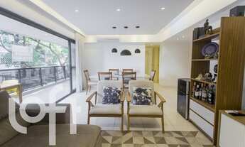 Imagem 2: Apartamento para venda possui 113 metros quadrados com 3 quartos em Botafogo - Rio de Jane