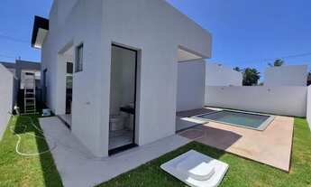 Imagem 3: Casa de condomínio para venda possui 300 metros quadrados com 3 quartos