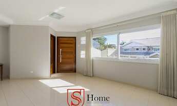 Imagem 2: Lindo Sobrado 3 quartos e 2 vagas para aluguel em Santa Felicidade