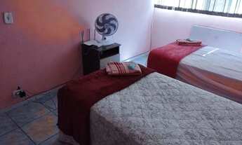 Imagem: Quarto duplo para diária em frente a Aduana