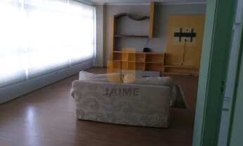 Imagem 7: Excelente apartamento com 150 m2 e 2 vagas, rua arborizada e localização privilegiada