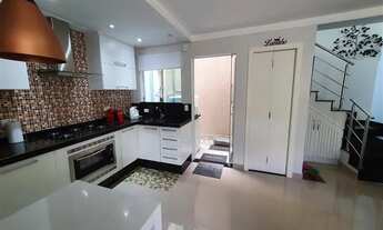 Imagem 7: Sobrado com 65 m², 2 suítes, 2 vagas, mobiliado