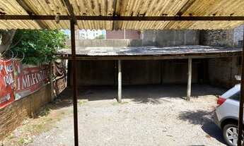 Imagem 5: BENTOALVES aluga casa comercial, c/ 110m2 + pátio, frente p/ Moreira Cesar, Pio X - Caxias