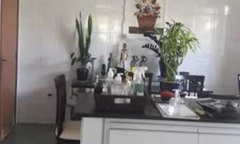 Imagem 2: Casa à venda, 3 quartos, 1 suíte, 2 vagas, Centro - Franca/SP