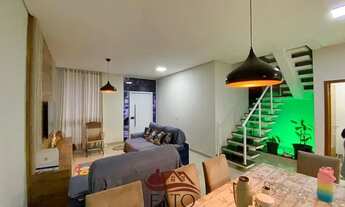 Imagem 5: Sobrado com móveis planejados no condomínio Golden Park