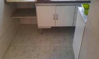 Imagem 3: Quarto e cozinha térreo (Ótima localização