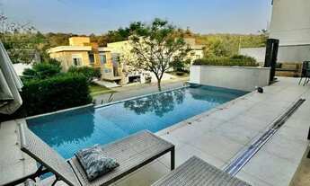 Imagem 2: Casa mobiliada em Alphaville resid burle Max com 300m 4 suítes 4 vg 35.000 pacote mensal