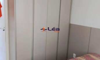 Imagem 5: Apartamento à venda em Suzano-SP, no Conj. Residencial Irai: 2 quartos, sala, banheiro, va