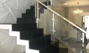 Imagem 2: Condomínio Osvaldo Studart, Casa duplex com 04 suítes, móveis projetados