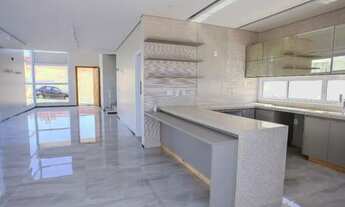 Imagem: Sobrado de 214 m² com 3 Suítes para alugar