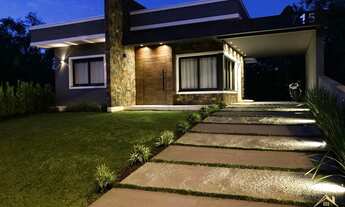 Imagem: Casa com dois dormitórios sendo uma suíte