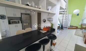 Imagem 6: Sobrado Mobiliado de Alto Padrão: Vista Rio, Piscina e Suíte Térrea