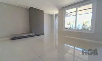 Imagem 2: Casa residencial para locação no bairro Hípica com 200 m² e 2 quartos