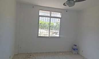 Imagem 3: Seu Novo Lar na Av. Darcy Bitencourt Conforto e Praticidade