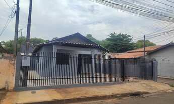 Imagem 2: 2 casas Casa com 3 dormitórios