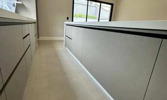 Imagem 10: RR8506 Casa 200m² CONDOMÍNIO MORADA DA SERRA - OPORTUNIDADE - 3 Suítes 4 Vagas - Santana d