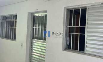 Imagem: Casa com 1 dormitório para alugar, 30 m²