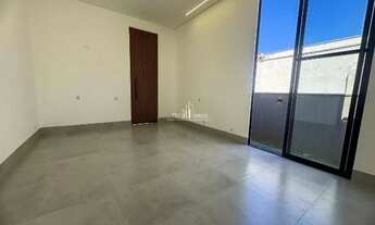 Imagem 4: Casa térrea com 3 suítes sendo 2 americanas, localizada no Condomínio Vale Verde