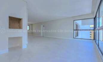 Imagem 2: Apartamento alto-padrão com 3 suítes e 3 vagas de garagem no South Beach da famosa Barra S