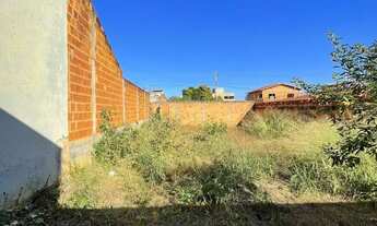 Imagem: Lote com 200 metros quadrados no Universitário