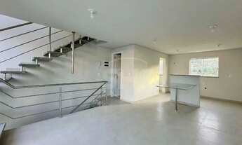 Imagem 2: Casa com 2 dormitórios para alugar, 139 m² por R$ 3.100,00/mês - Água Verde - Blumenau/SC