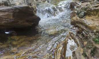 Imagem 6: Chacara com corrégo