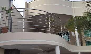 Imagem: Casa à venda em Alterosa com 3 Quarto(s)