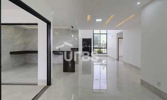 Imagem 6: Casa térrea em Senador Canedo com 4 Suítes