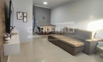 Imagem 2: Casa com excelente localização, próximo a supermercados e comércios