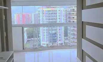 Imagem 4: Imóvel para aluguel tem 69 metros quadrados com 2 quartos em Barra Olímpica - Rio de Janei