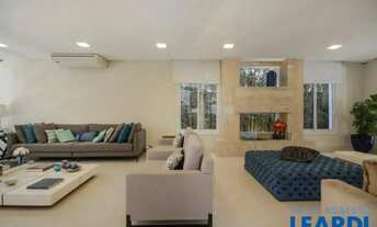 Imagem 2: CASA EM CONDOMÍNIO - ALPHAVILLE BURLE MARX - SP