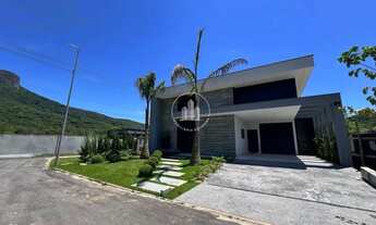 Imagem 2: Casa com Piscina e 3 Quartos, sendo 1 suíte na Pedra Branca