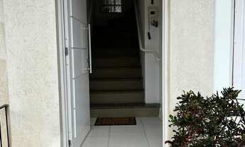 Imagem 4: Sobrado com 3 quartos, 1 suíte, lareira, churrasqueira, 3 vagas cobertas na zona sul